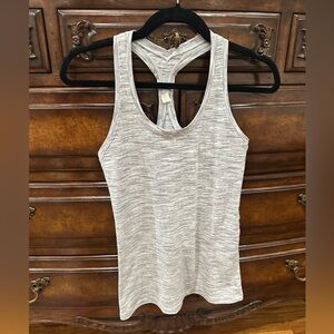 Lululemon Athletica Light Gray Tank Top